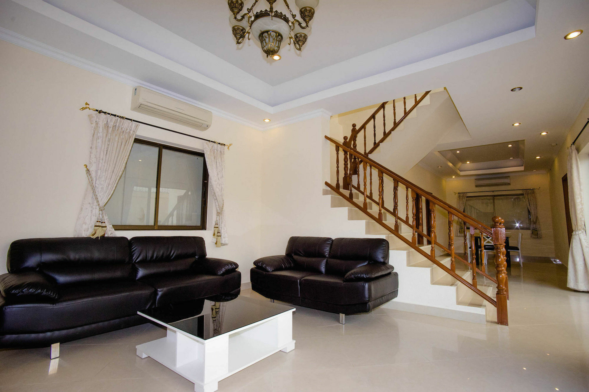 Pattaya Holiday Villas Bang Lamung Luaran gambar